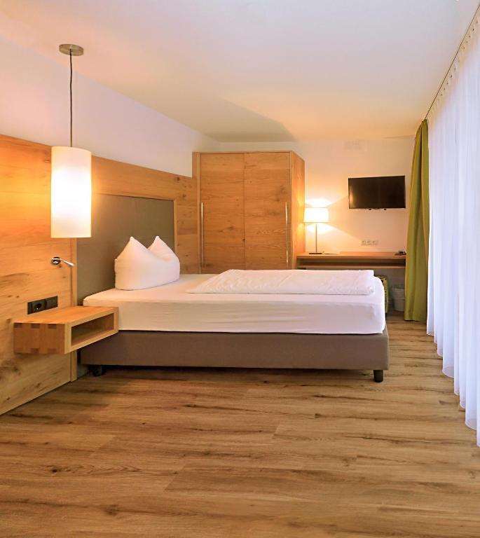 Hotel Garni Fimba Ischgl Rum bild